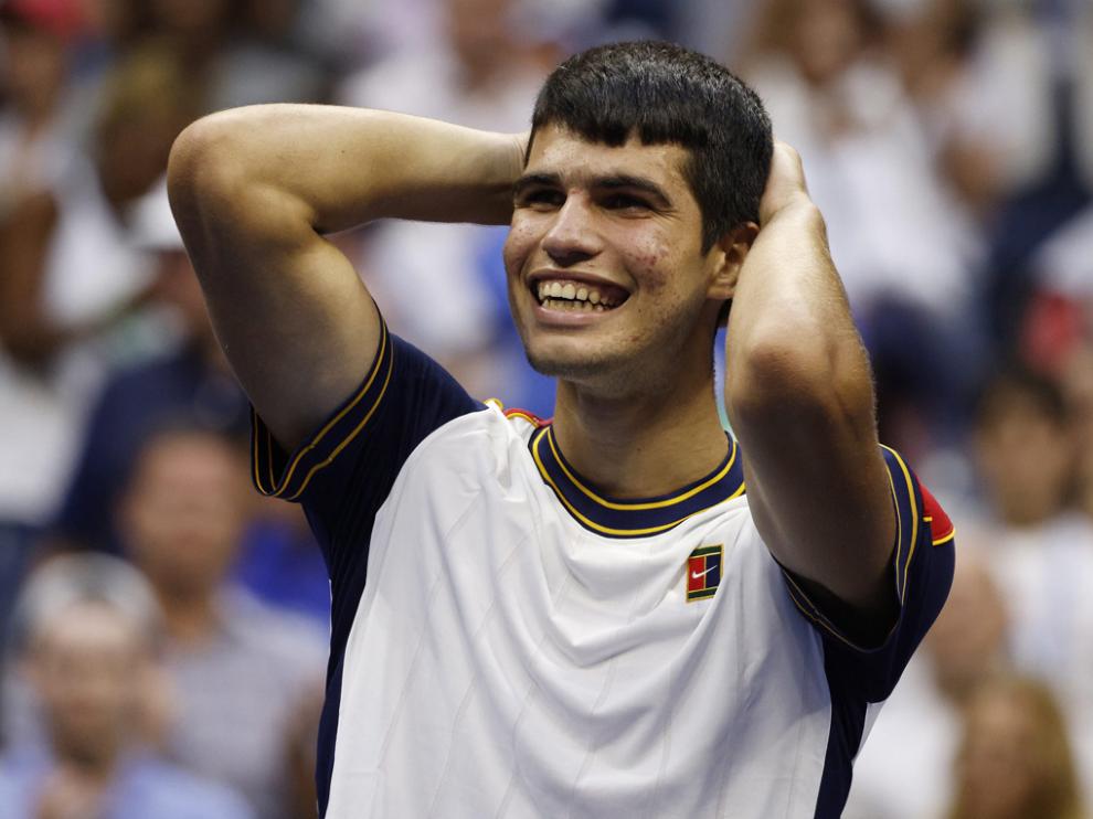 Alcaraz, incrédulo tras batir al griego Tsitsipas en el torneo estadounidense.