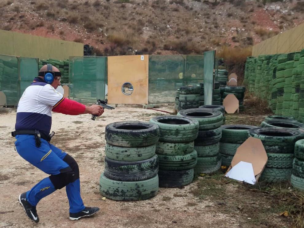 Uno de los participantes, durante la competición de Recorridos de Tiro celebrada en Valdemoro.