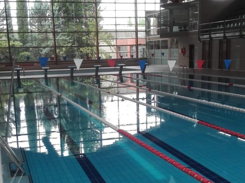 Piscina cubierta de Barbastro.