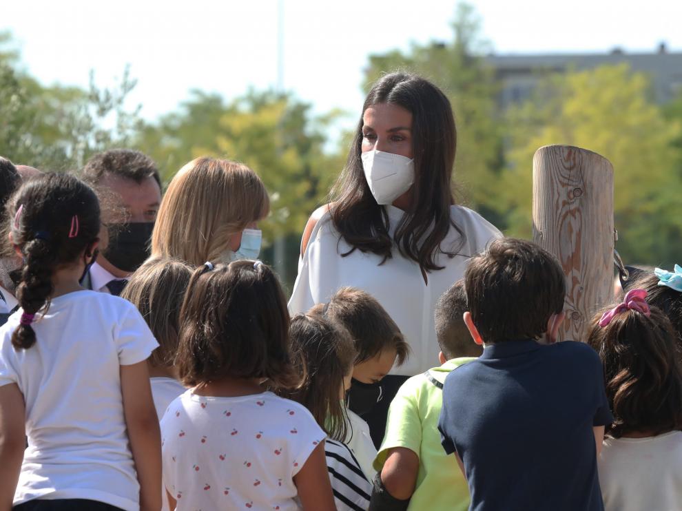 Visita de la Reina Letizia a Zuera.