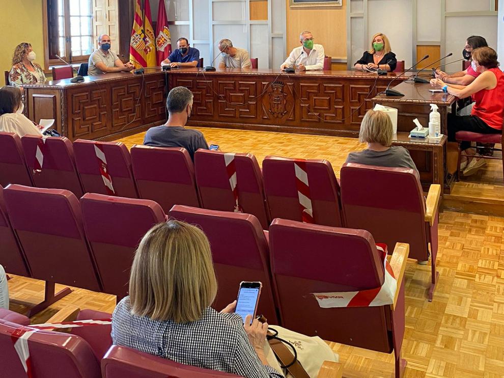 Las diferentes instituciones del valle se reunieron en la tarde de ayer en el Ayuntamiento de Jaca