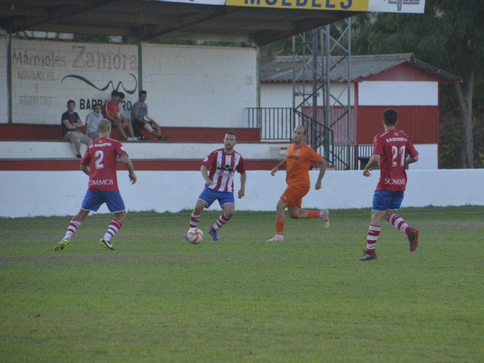 El Barbastro de momento no suma, pese a hacer buenos partidos