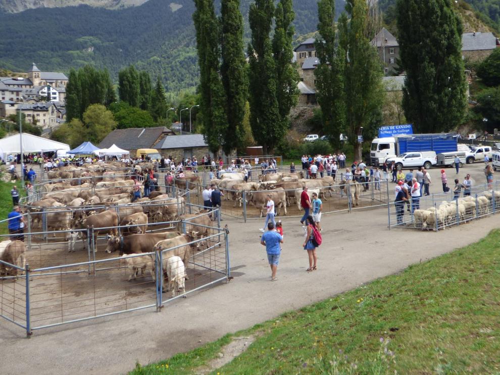 La última feria ganadera de Sallent de Gállego se celebró el año 2019.