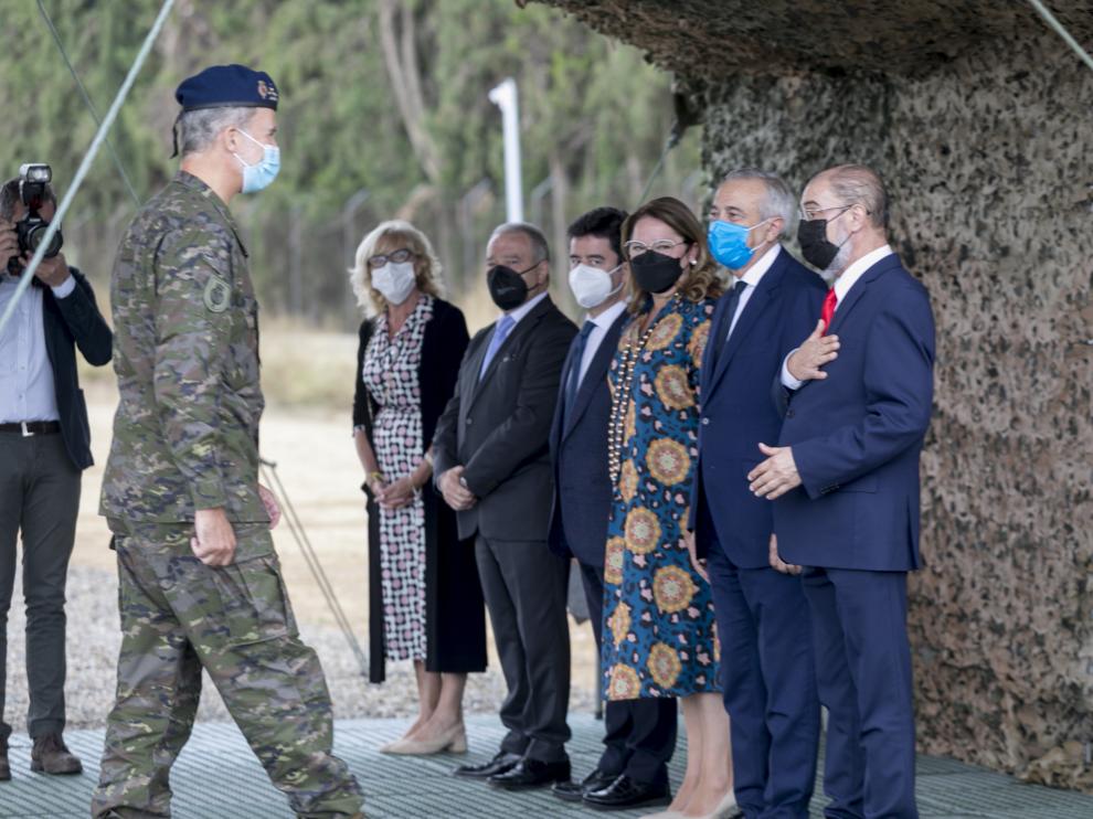El Rey, en la recepción con las autoridades civiles de Huesca y Aragón.