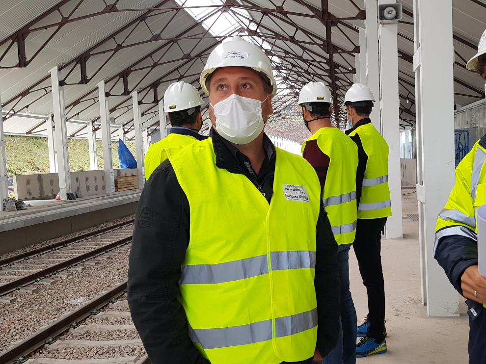 José Luis Soro durante una reciente visita a la estación de Canfranc.