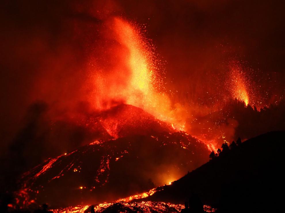 La erupción comenzó este domingo pasadas las tres de la tarde en la isla de La Palma
