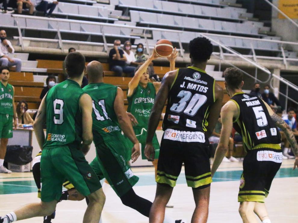 El Levitec y el Benicarló se han enfrentado en el Palacio de los Deportes.