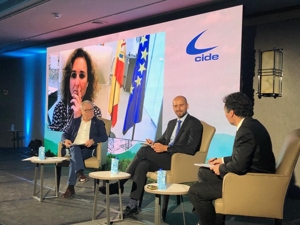 Miguel Gracia, Leonardo Hervás y Oliverio Álvarez, en la presentación del Observatorio de la Descarbonización Rural.