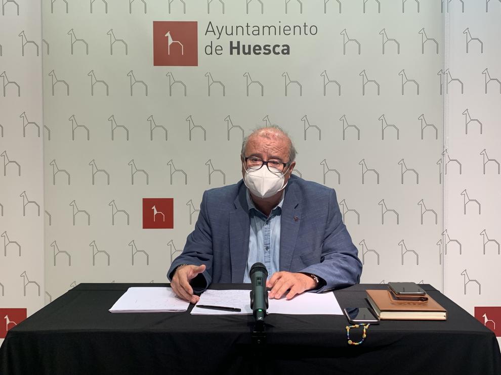El edil de Hacienda, José María Romance, ha presentado la propuesta inicial de Ordenanzas Fiscales para 2022.