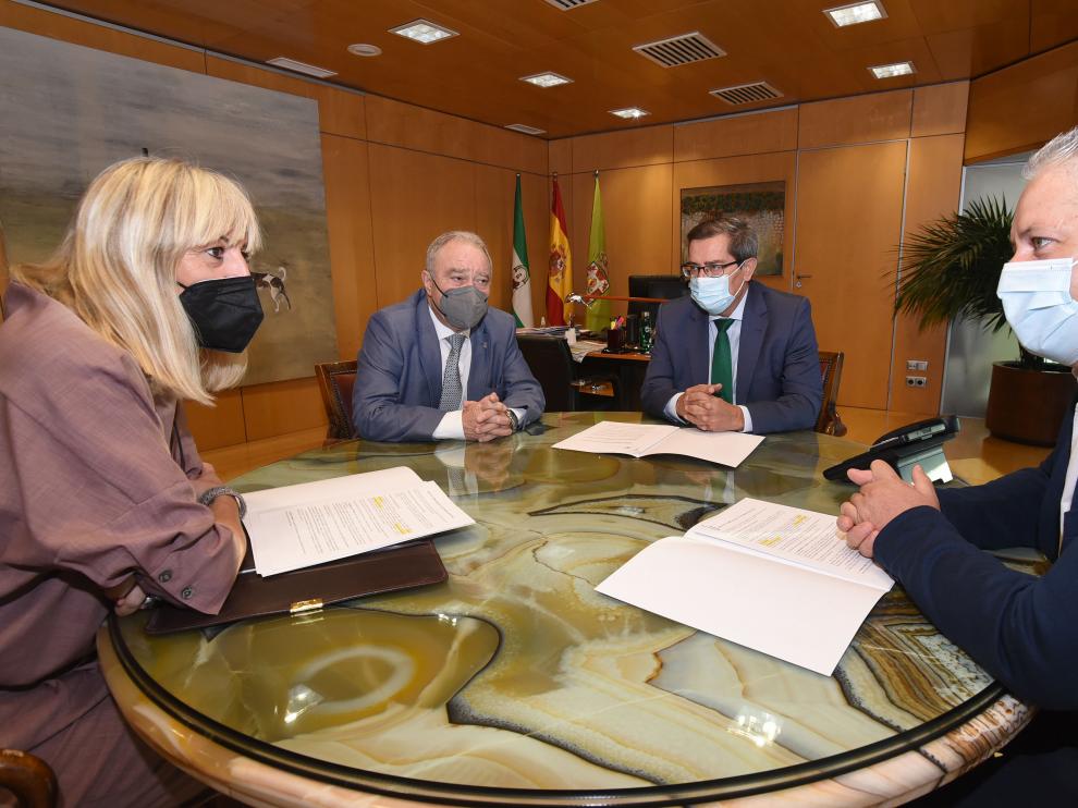 José Entrena ha recibido a Miguel Gracia.