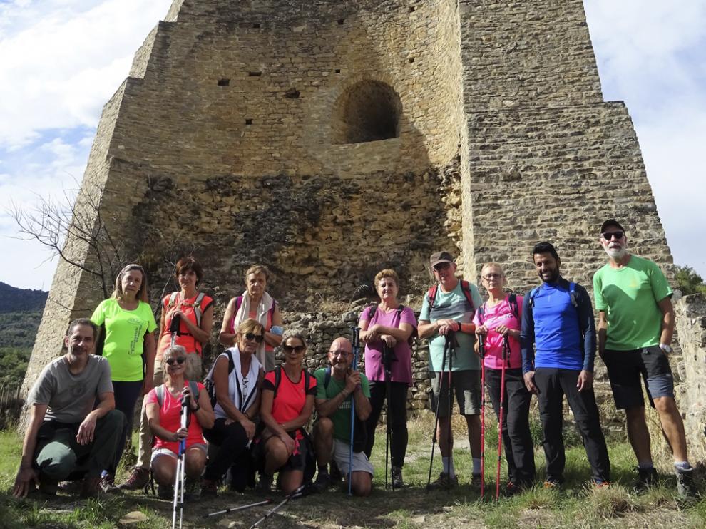 Grupo en la Torre del Castillo del Mon.