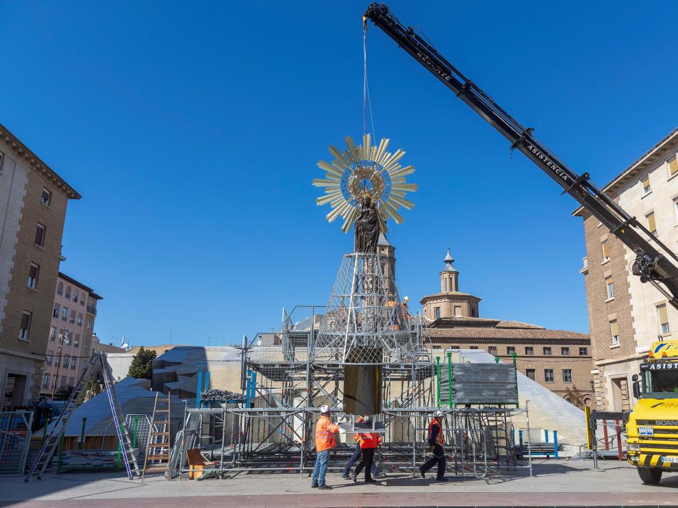 En la Ofrenda de Flores a la Virgen del Pilar participarán 20.000 personas.