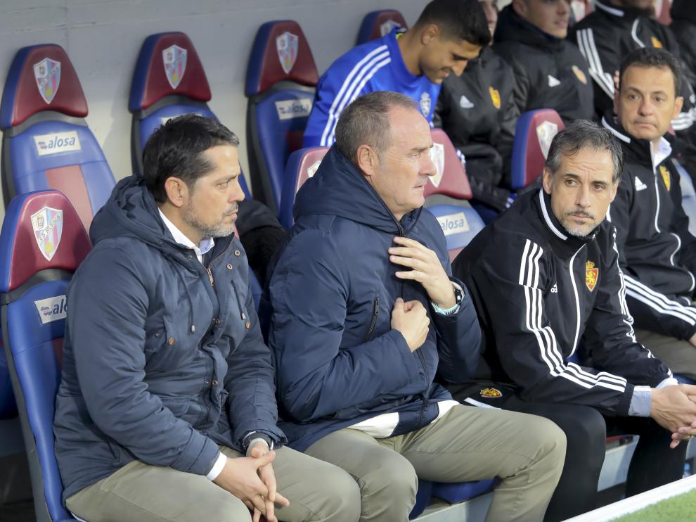Roberto Cabellud, junto a Víctor Fernández, en el derbi de El Alcoraz hace dos años.