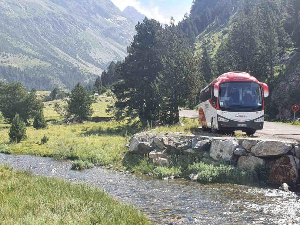 Avanza ha tenido que modificar los horarios de la ruta que une Benasque con Huesca.