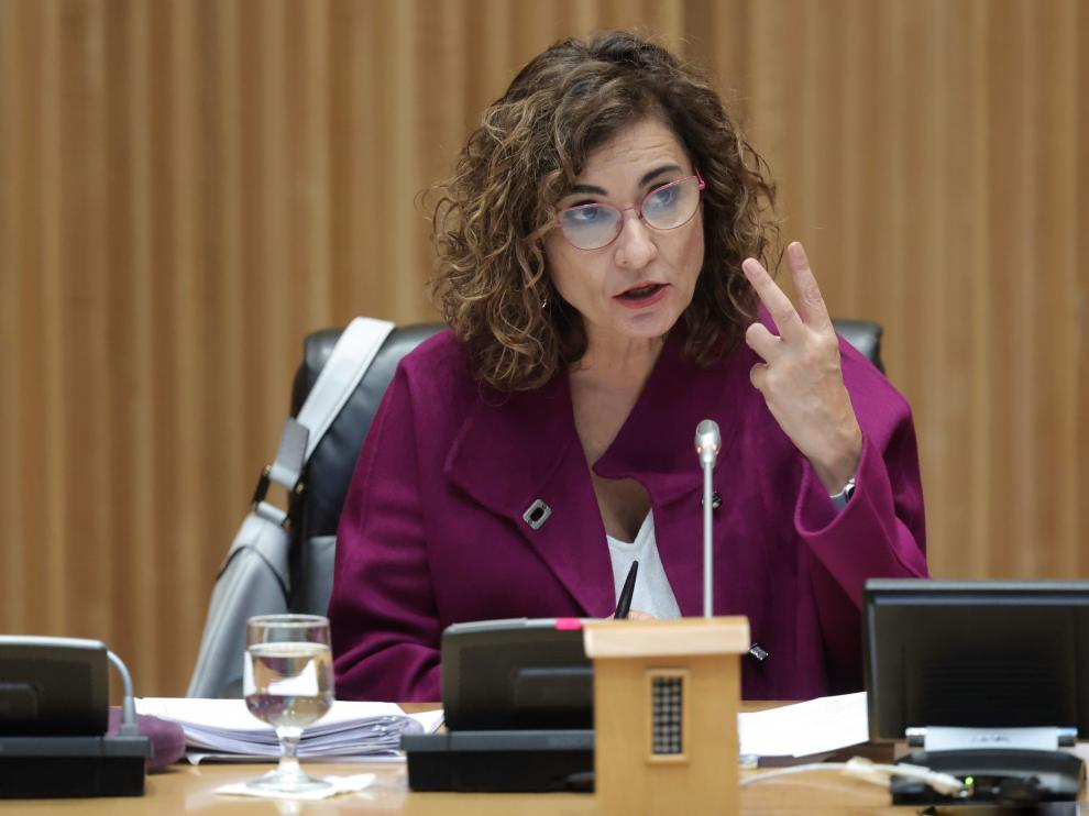 La ministra de Hacienda y Función Pública, María Jesús Montero, en la comparecencia ayer ante los medios.