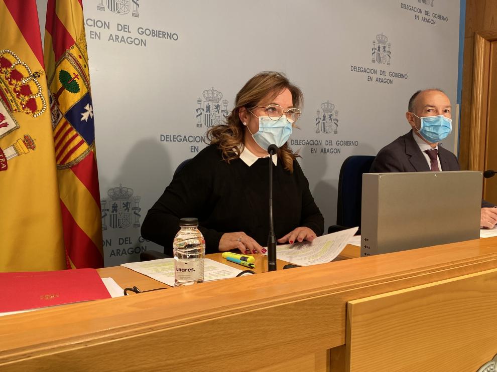 La delegada del Gobierno en Aragón, Rosa Serrano, durante su comparecencia.