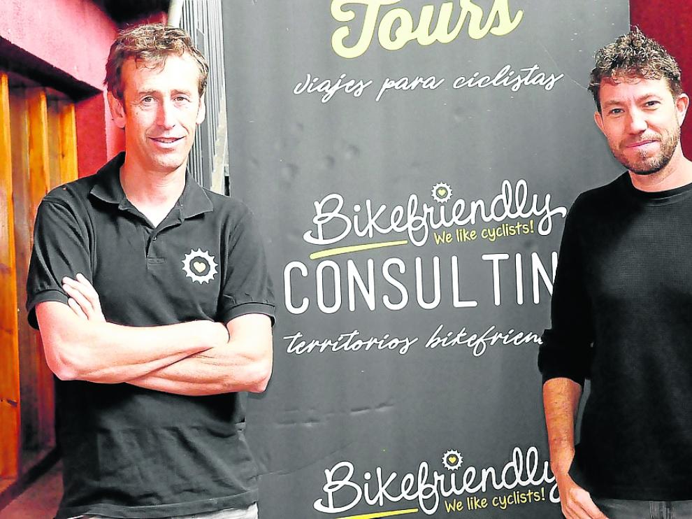Carlos Avellana y Luis Poch, dos de los socios de Bikefriendly.