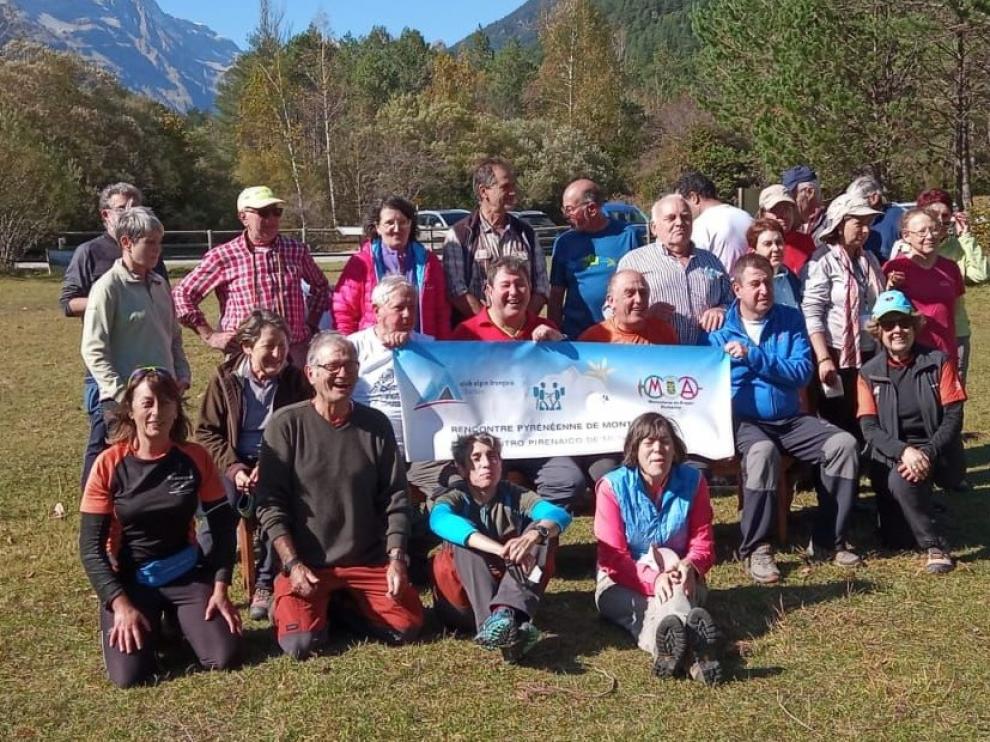 Encuentro anual entre asociados del Club Alpino Francés y Montañeros de Aragón de Aragón Barbastro.