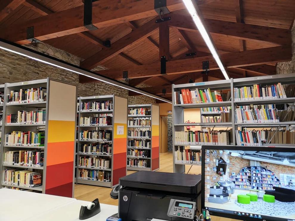 Este domingo se celebra el Día de las Bibliotecas bajo el lema 'Bibliotecas: leer, aprender, descubrir".