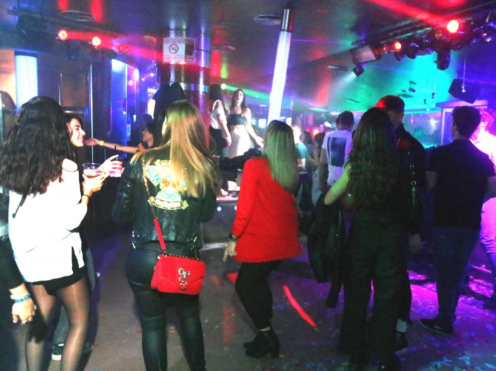 Primera noche sin limitación de aforos en el ocio nocturno.