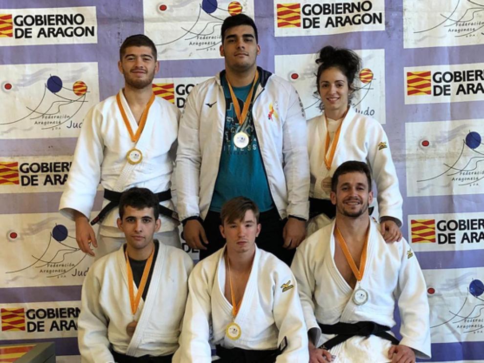 Medallistas de Judo Binéfar y Judo Huesca en el Autonómico absoluto.