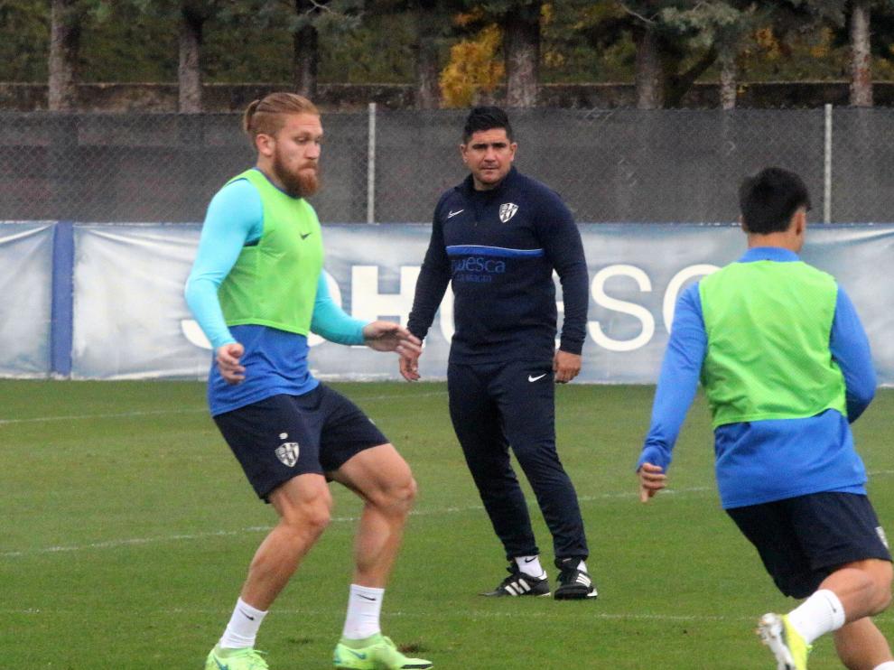 Xisco Muñoz ya prepara su segundo partido como entrenador del Huesca.