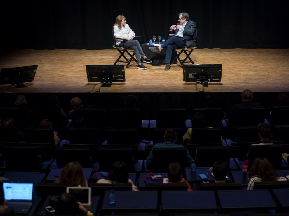 La conversación de clausura entre Angélica Rubio y Francisco Marhuenda fue la última ponencia presencial del Congreso de Periodismo de Huesca, en 2019