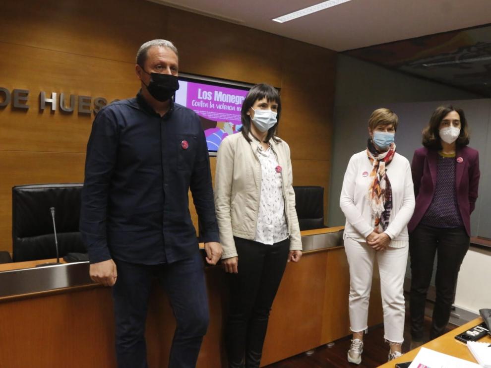 Juan Escalzo, Ana Belén González, Olga Brosed y Lucía Pérez.