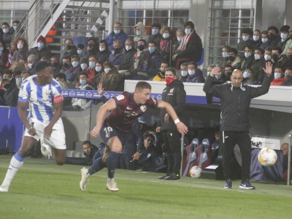 En la primera parte del partido el juego ha sido aburrido.