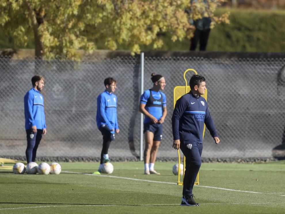 Xisco Muñoz, este sábado, durante el entrenamiento, que fue de recuperación tras el encuentro de este viernes.