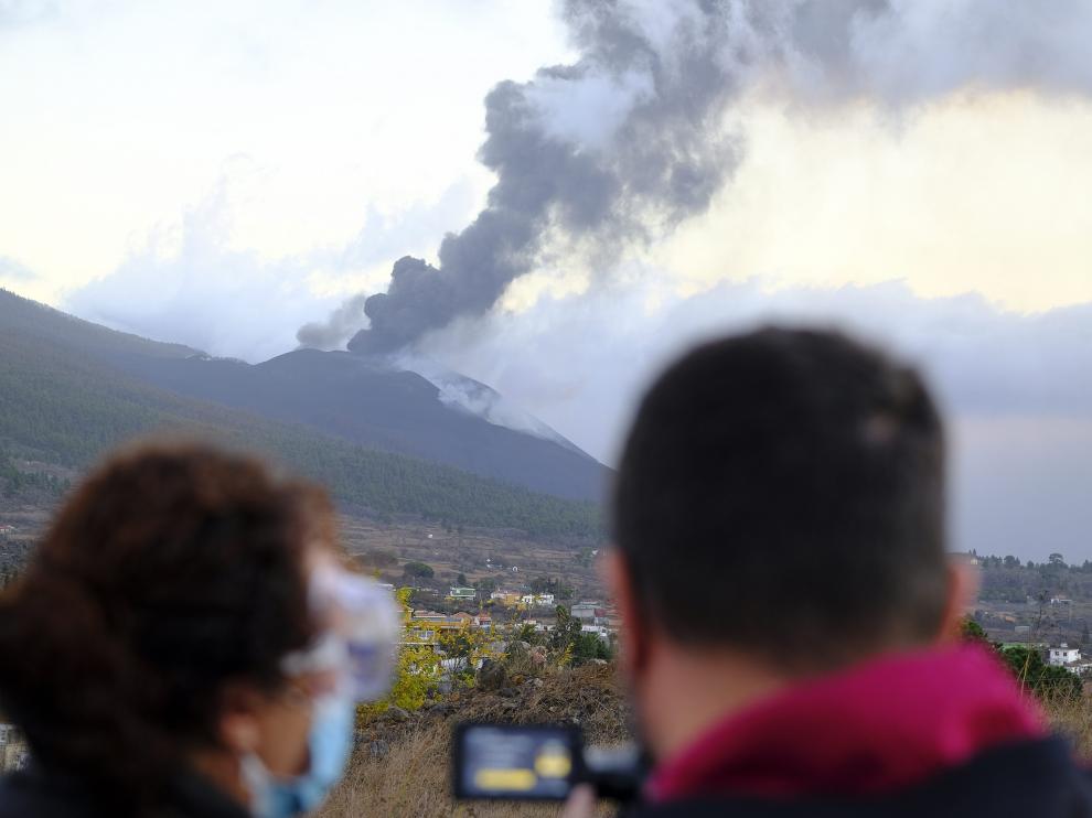Una de las bocas eruptivas del volcán.