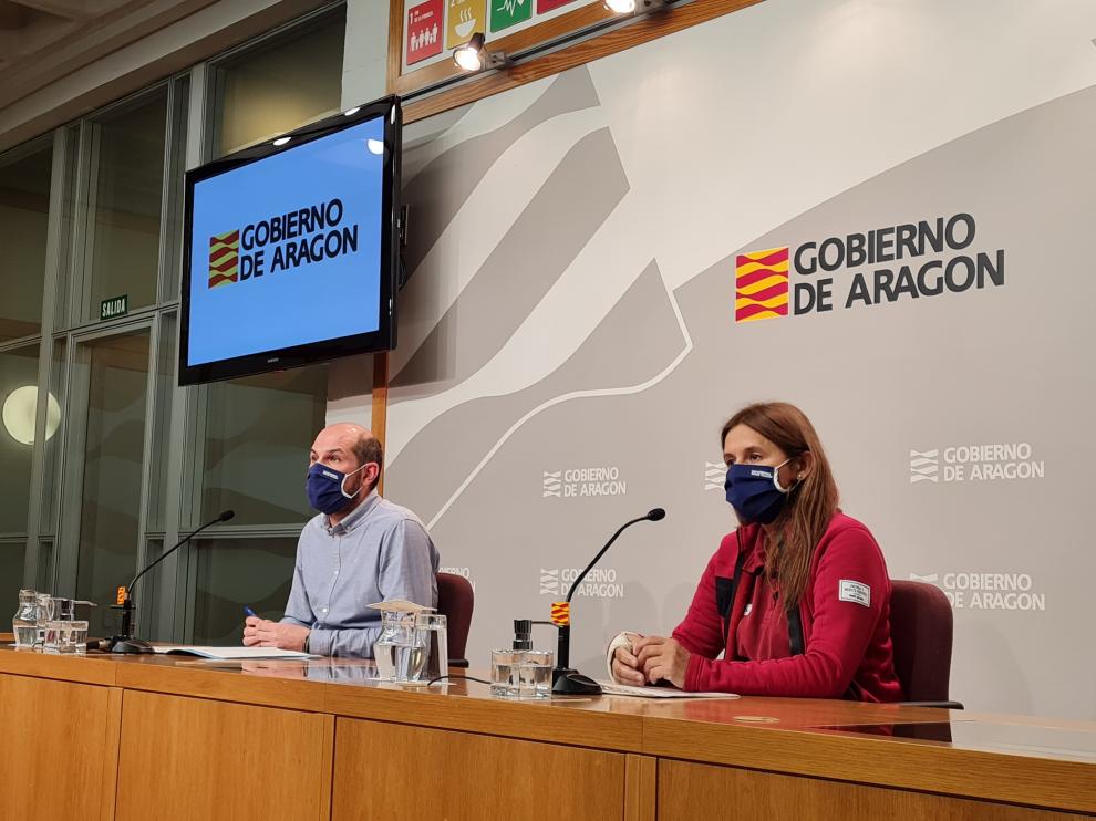 Diego Bayona y Elena Villagrasa en rueda de prensa.