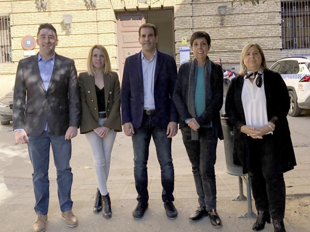 Iván Carpi, Sonia Lasierra, Daniel Gracia, María José Cristóbal y María José Grande, del grupo municipal socialista.