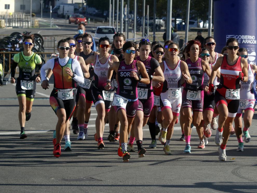 Momento de la salida de la prueba femenina