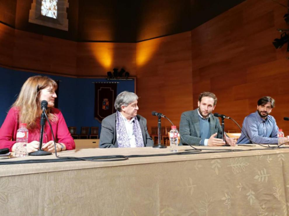 Olga Asensio, José Luis Corral, Isaac Claver y Miguel Hernández en la inauguración de las jornadas.