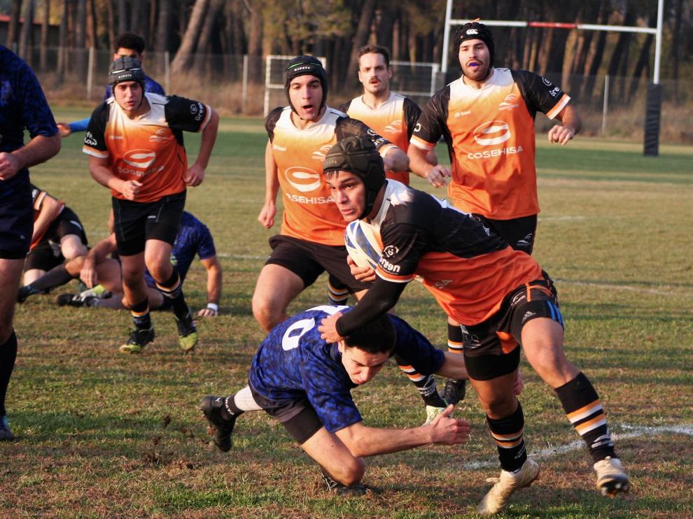 Una acción del partido jugado el sábado en Los Sotos.