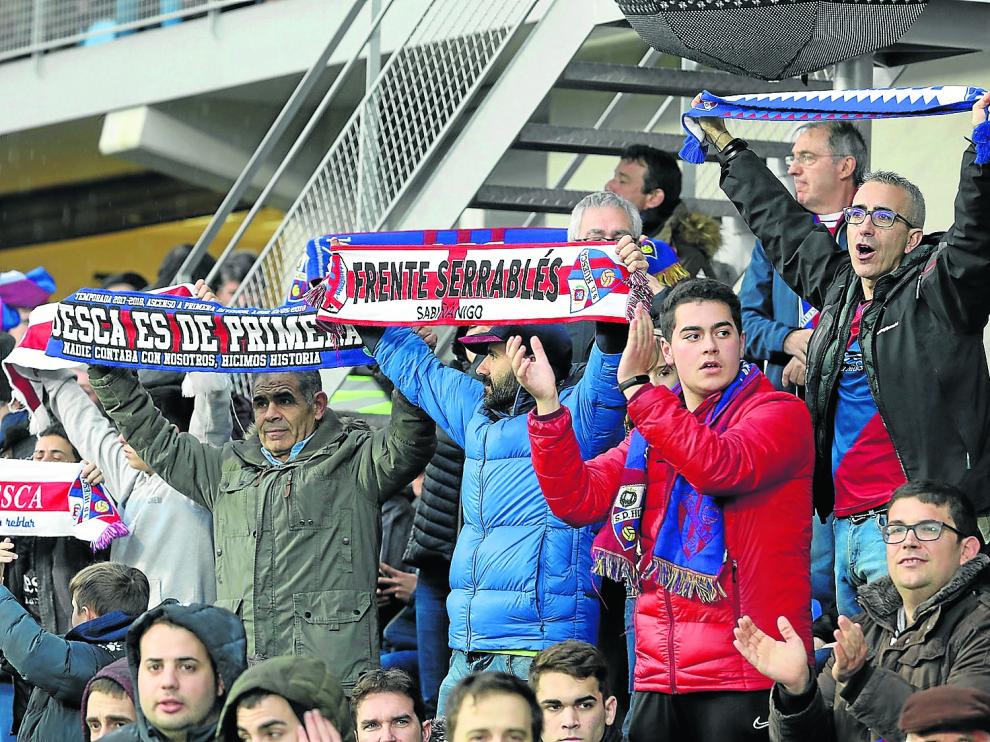 La aficion y la “marea de bufandas” serán protagonistas en el apoyo al Huesca ante el Ibiza.
