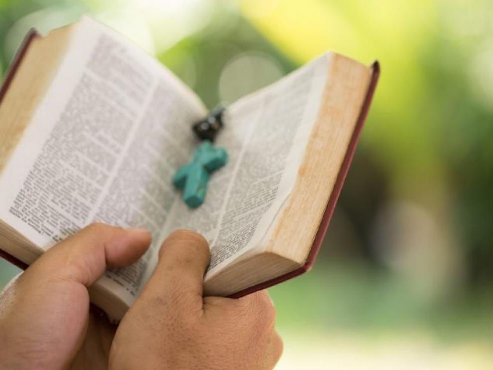 Lectura del Evangelio.