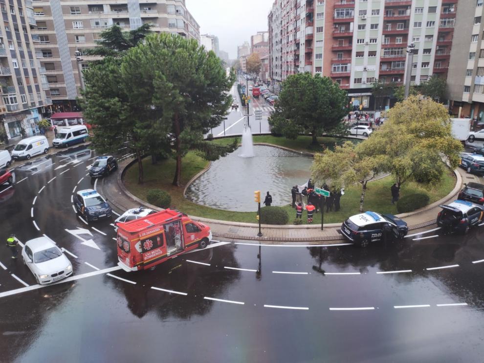 Dispositivo policial en la Plaza de Roma en Zaragoza