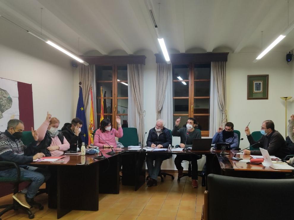 Los grupos municipales durante la sesión de pleno en la que se han aprobado los presupuestos.