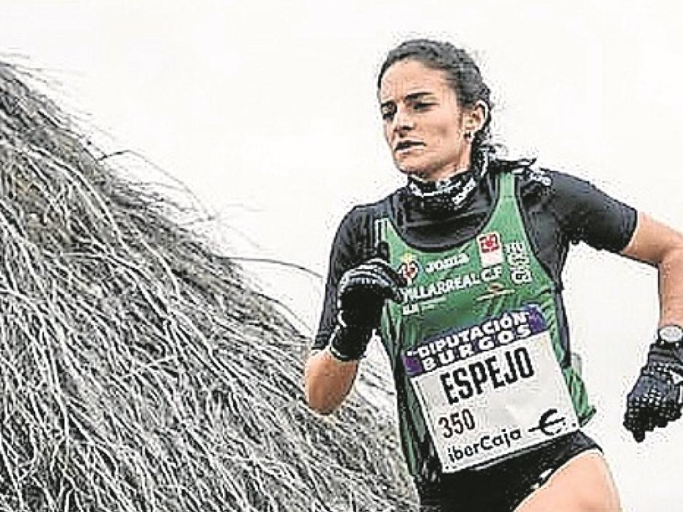 La montisonense Cristina Espejo, en un cross de esta misma temporada.