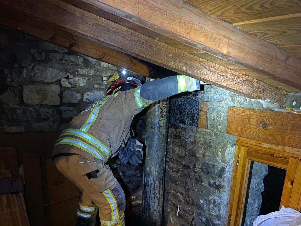 Incendio de una chimenea en Coscojuela de Sobrarbe