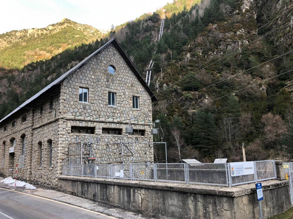 Central hidroeléctrica de Barrosa, en el término municipal de Bielsa.