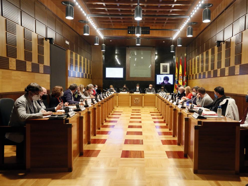 Imagen del pleno en el que se aprobaron los presupuestos de 2022, pensados para la “recuperación”
