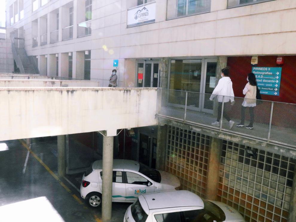 Centro de Salud Pirineos, uno de los tres de Huesca ciudad, municipio que ha notificado 303 contagios.