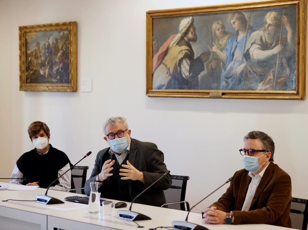Miguel Falomir Faus (centro), director del Museo del Prado, presentó la programación.