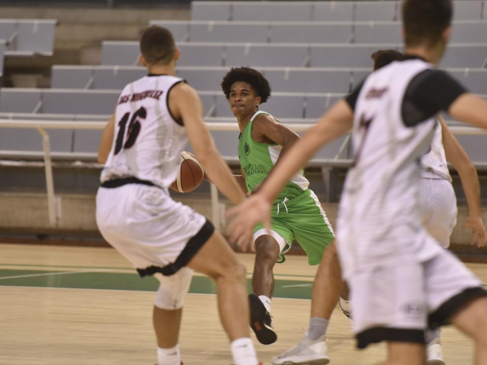 Joelvin Cabrera ya vistió la camiseta del Peñas en pretemporada