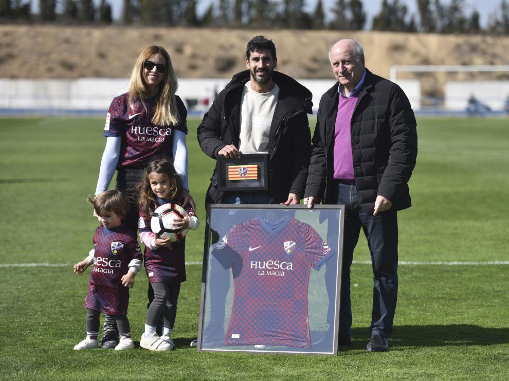 El centrocampista cuelga las botas con gratitud hacia el Huesca y contento y orgulloso de su trayectoria deportiva