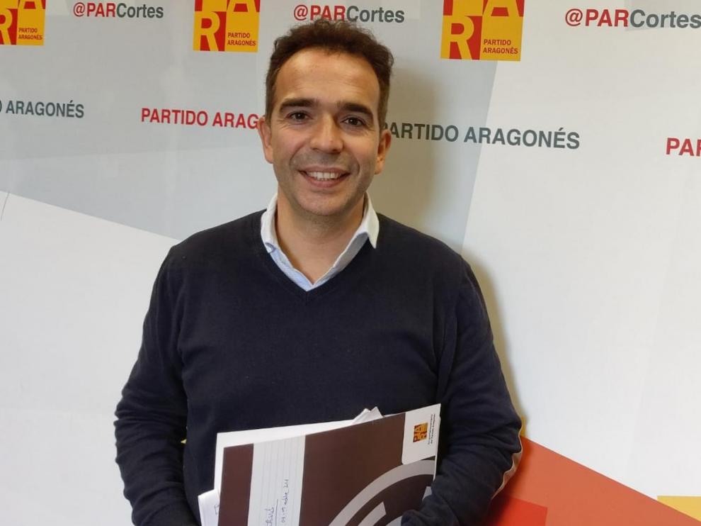 El portavoz del Partido Aragonés (PAR) en las Cortes de Aragón, Jesús Guerrero