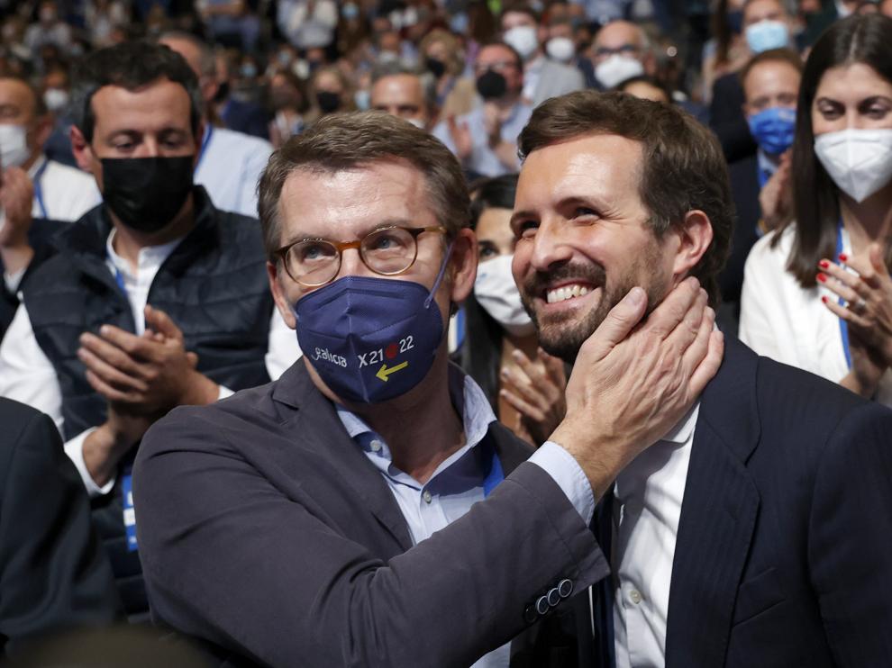Alberto Nuñez Feijóo y Pablo Casado mostraron una imagen de cordialidad en el Congreso del PP.